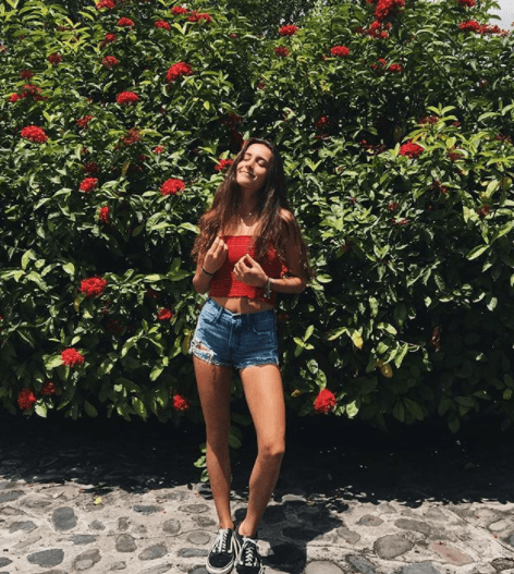 "Estoy muy nervioso, pero va a ser una 'California girl' y es una gran universidad", expresó llenó de emoción.