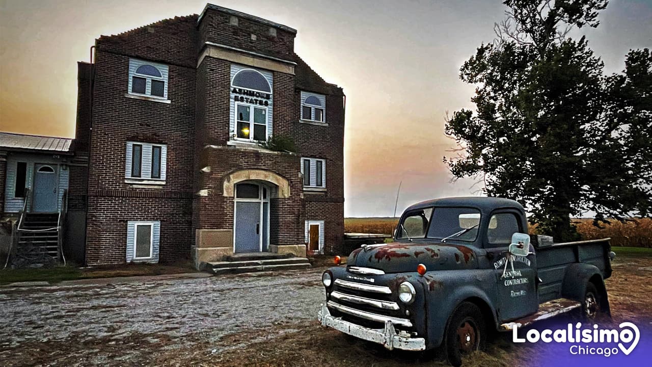 La finca Ashmore Estates te espera para que pases la noche en uno de sus cuartos.