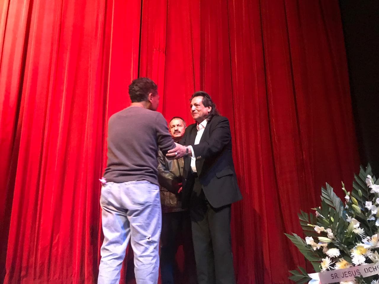 Los restos de Edith serán sepultados con los de su padre en Naucalpan, Estado de México, según confirmó su hermano a la televisora mexicana TV Azteca.