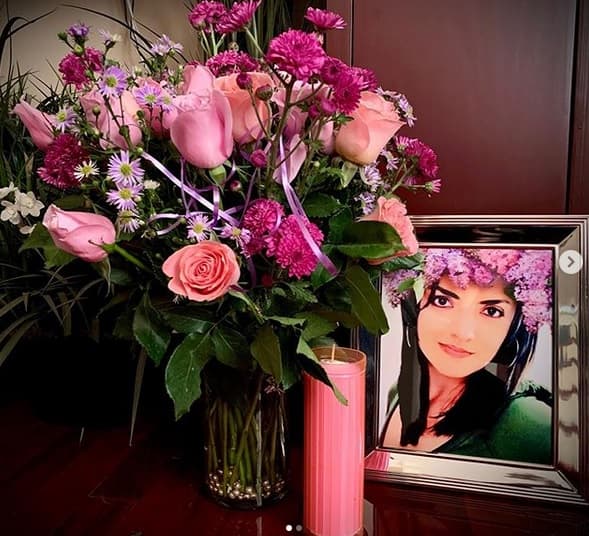 "
<b>No dejas de extrañar.</b> A mi hermana y también a mi abuelita, obviamente, pero mi hermana es mucho más reciente y (su partida) fue muy fuerte", comentó Paty Navidad con la voz entrecortada.