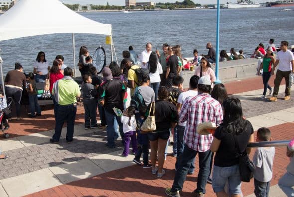 La comunidad mexicana se reunio en el historico Penn's Landing para celebrar el dia de la independencia mexicana. Estas son algunas imagenes.
