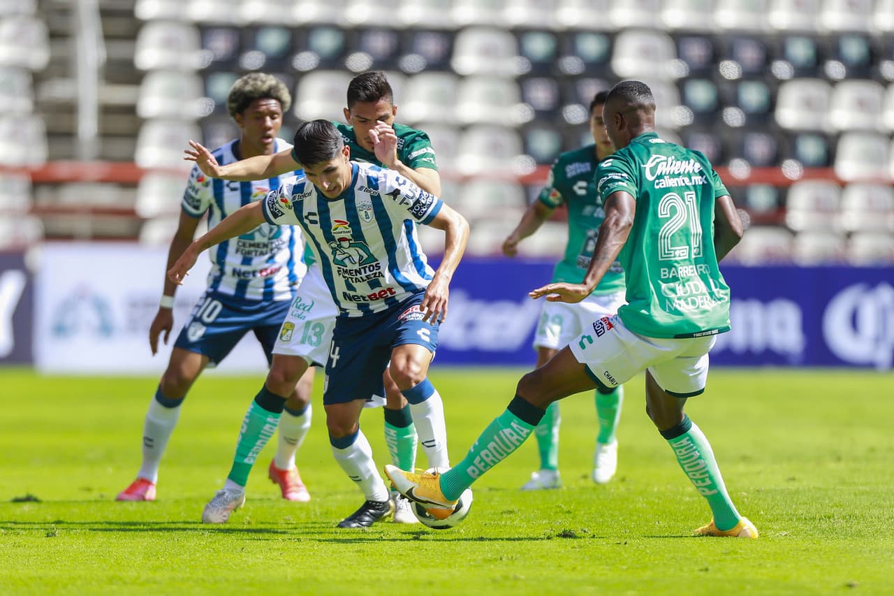El doblete de Víctor Guzmán y los goles de Matías Catalán y Roberto de la Rosa confirman la holeada 4-0 de Pachuca sobe León en la jornada 1 del Apertura 2021.