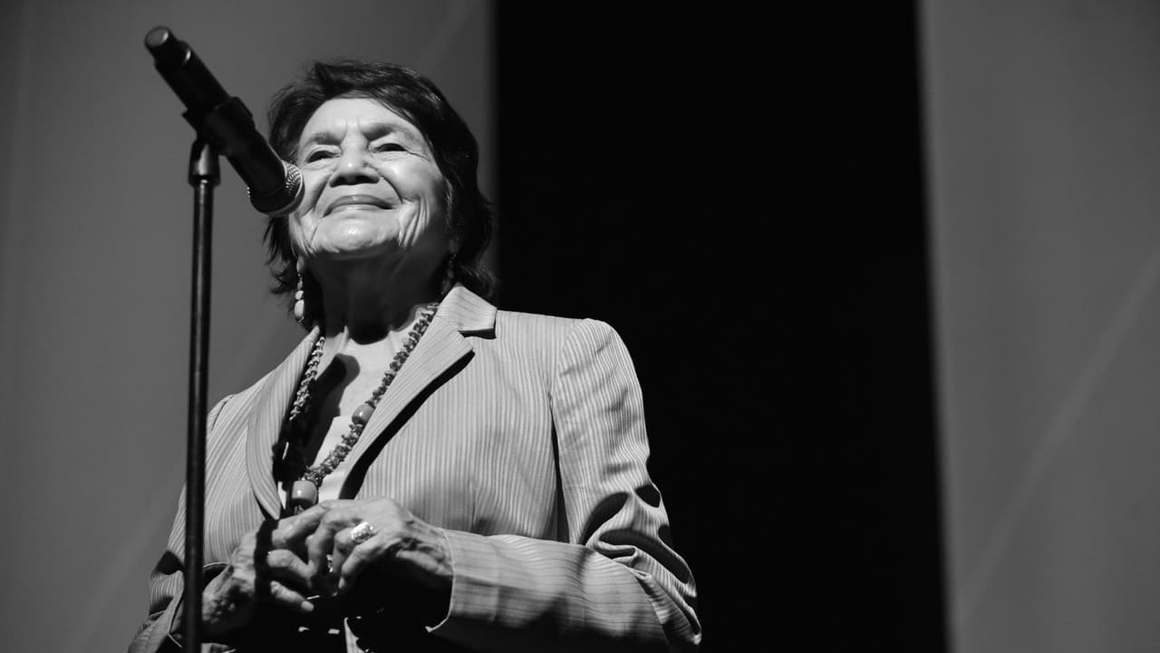 La familia de Dolores Huerta anuncia su fallecimiento y pide privacidad