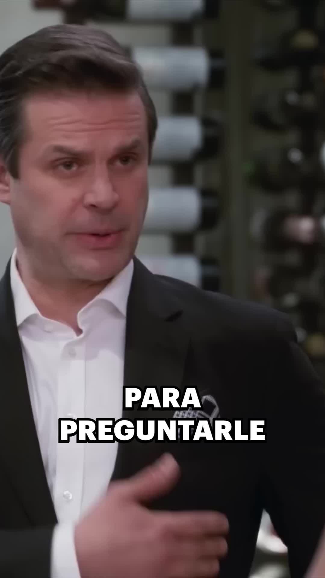 Karen le reclama a Fausto que la ignore