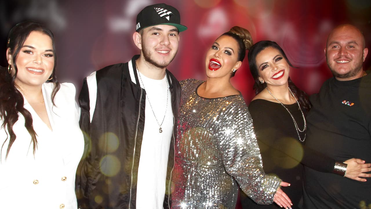 Con mariposas en la piel, Chiquis y sus hermanos decidieron ser más que hermanos de sangre