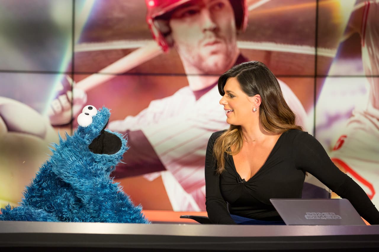 Tras unos comerciales, nos encontramos con Cookie Monster. Al principio no quería compartir sus galletas pero Bárbara logró convencerlo.
