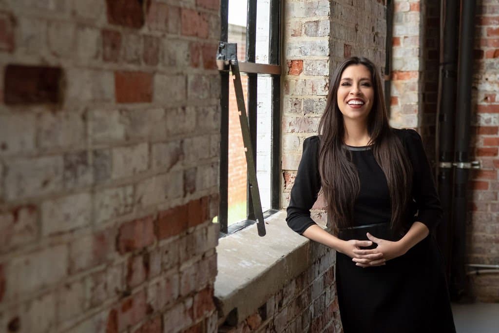 <b>Carla Catalán </b>ganó las primarias demócratas para la Cámara de Representantes de Carolina del Norte por el distrito 74 con un 68.56% de los votos. Le siguió Sean Lew con un 31.44%. Se enfrentará en las elecciones generales del 8 de noviembre con el actual representante Jeff Zenger, del Partido Republicano.