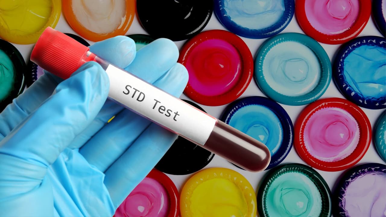 Qué tan confiables son los kits para detectar las ETS, una “epidemia fuera de control”