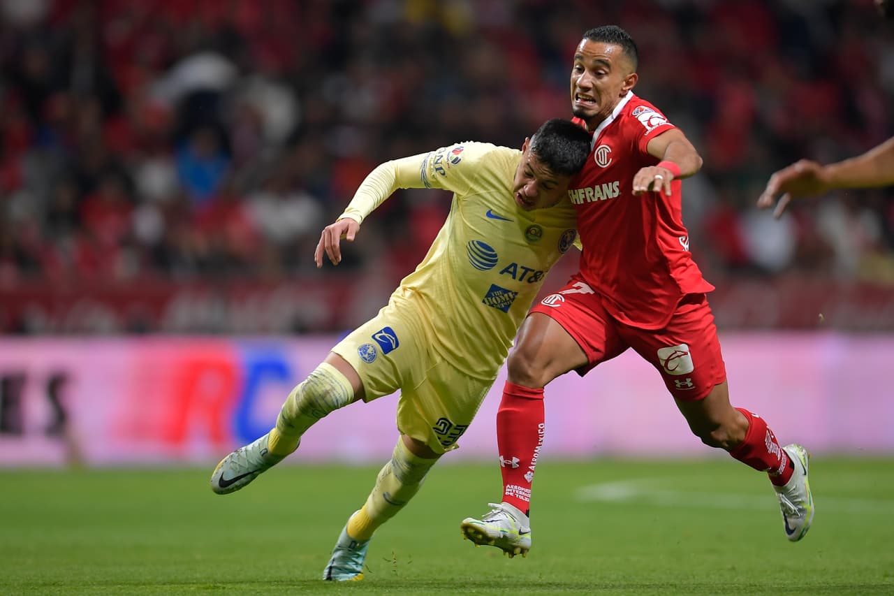Con goles de Haret Ortega y Leo Fernández, el cuadro mexiquense aprovechó los errores azulcremanas para ir con ventaja al juego de vuelta que se disputará el próximo sábado en la cancha del Estadio Azteca con un 2-1 parcial.