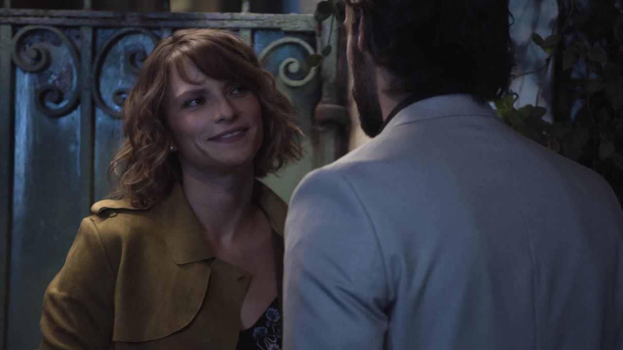 Leonora Navarro ya empieza a caer en la trampa de Alejandro y Catalina Creel.