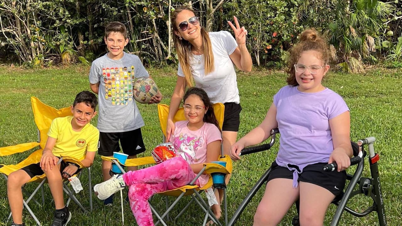 “Lo entregué todo a Dios”: madre venezolana de cuatrillizos desafía los riesgos médicos