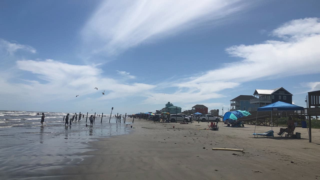 Los visitantes pueden realizar actividades como pesca, caminata y hacer ejercicio.