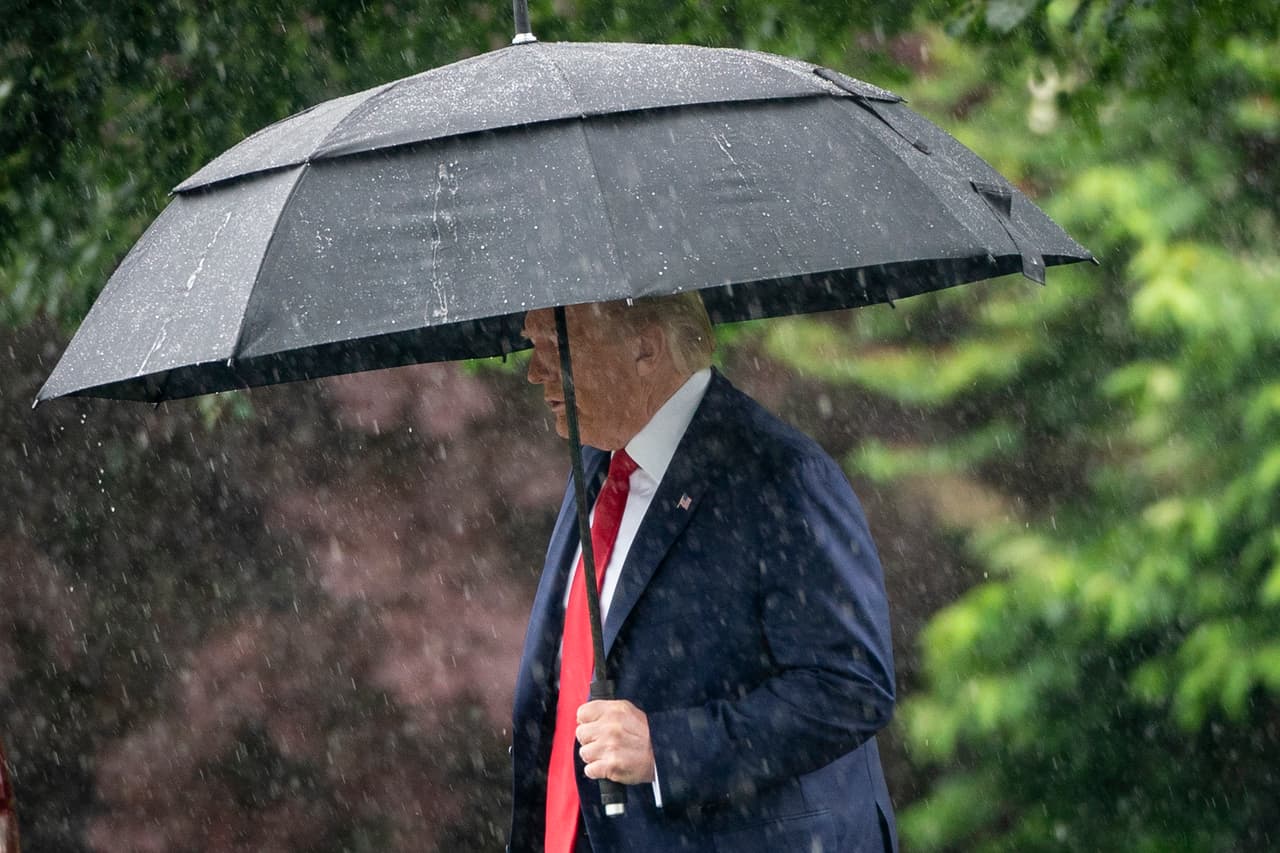 Trump llega a Dallas para recaudar fondos y participar en una charla de diversidad racial