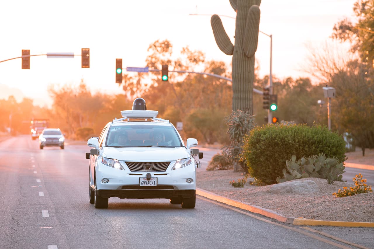 Se trata de 23 modelos Lexus RX450h híbridos que Google equipó con tecnología de conducción autónoma.