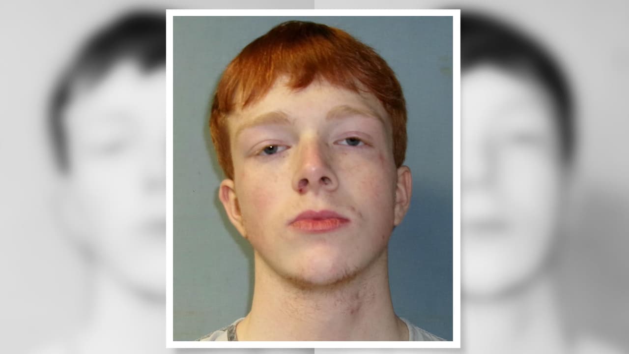 Acusan a un adolescente de balear mortalmente a un joven de 18 años y dejar gravemente herido a un hombre 