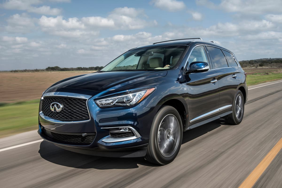 The 2017 INFINITI QX60, a core model in the company's lineup, continues to blend luxury and function with an uncanny grace. This 7-passenger INFINITI continues to be offered with front-wheel drive or with INFINITI's Intelligent All-Wheel Drive.