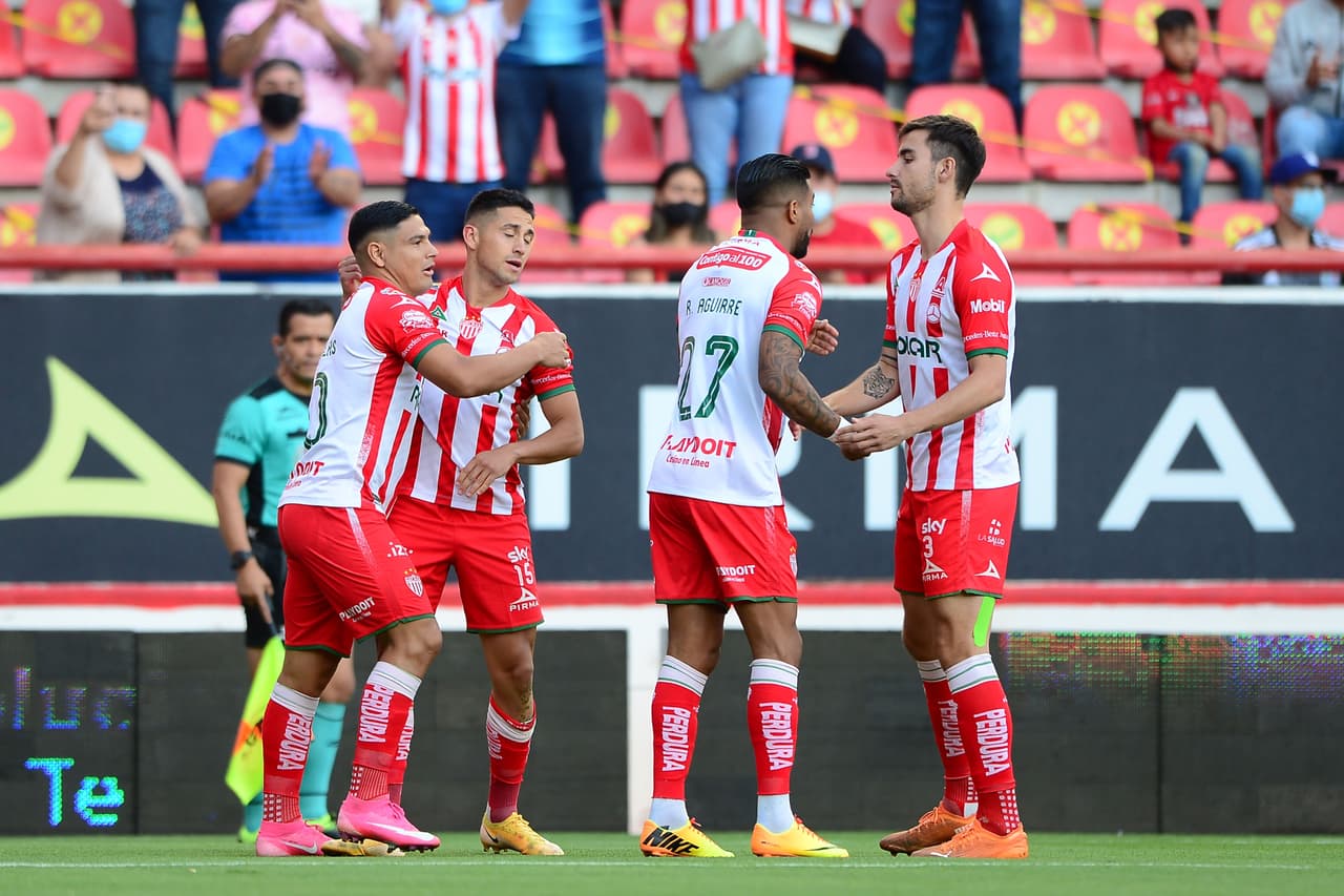 Atlas no se toca el corazón y golean 1-5 a un débil Necaxa. Los Zorros toman el quinto de lugar de manera momentánea y Necaxa volverá a dormir en la última plaza del torneo.