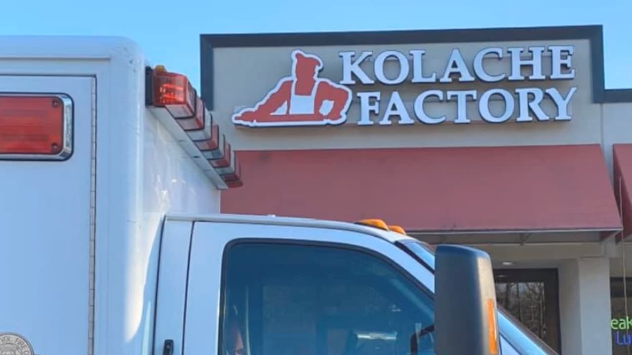 La cadena de restaurantes Kolache Factory cerrará sus instalaciones al público en el estado de Texas como medida de prevención contra el coronavirus y solo operaran con autoservicio do entrega a domicilio. La medida se aplica para la seguridad de los empleados y clientes.
