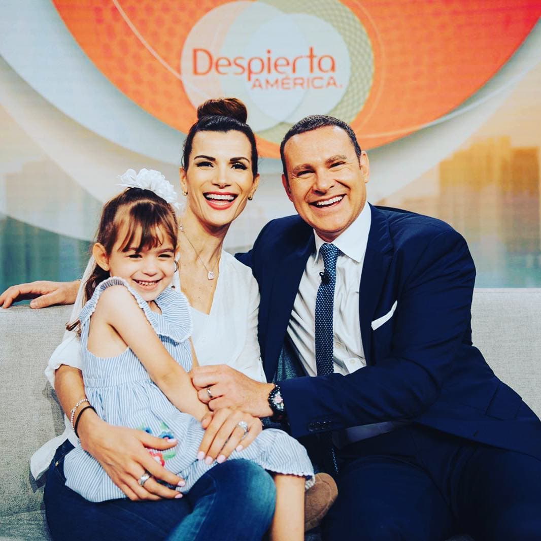 Michelle, la hija más pequeña del conductor, es fruto del amor de Alan y Cristina Bernal.