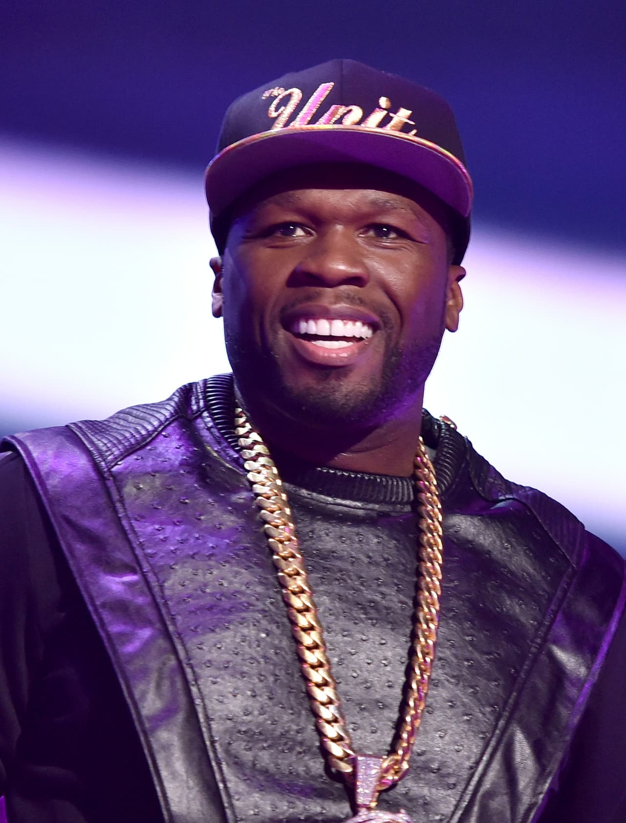 Como toda una 'star' posa para las cámaras.