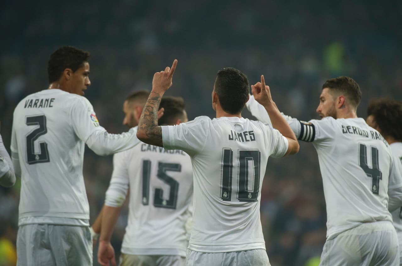 Otro que volvería a mojar fue James Rodríguez, el colombiano aprovechó la titularidad para ayudar al equipo en todos los sentidos.