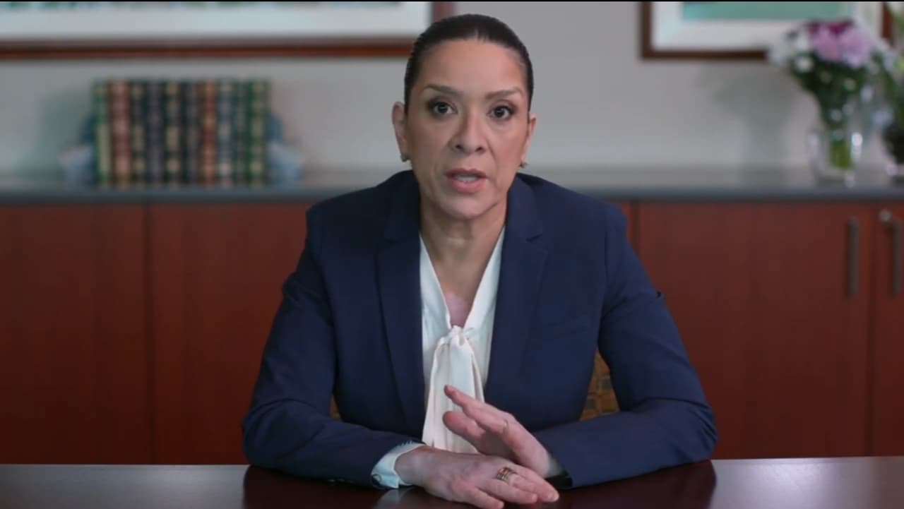 "Su muerte no puede ser en vano”: desgarrador video de la jueza Esther Salas sobre el asesinato de su hijo