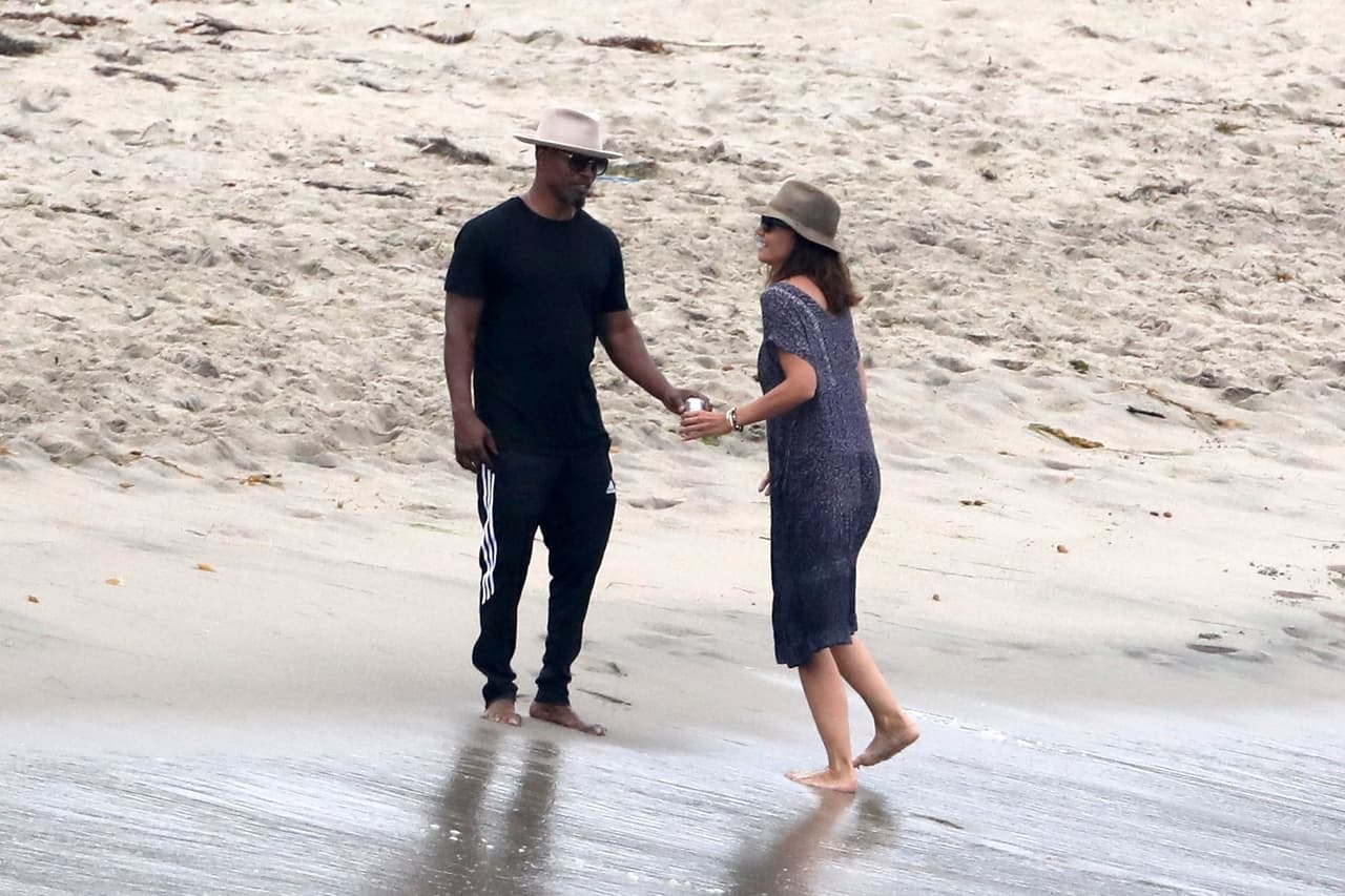 Cabe destacar que Tom Cruise y Jamie Foxx trabajaron juntos en la película 'Collateral' y, de acuerdo con la revista Hola! Esta podría ser una de las causas por la que Jamie y Katie decidieron mantener su relación en secreto hasta ahora.