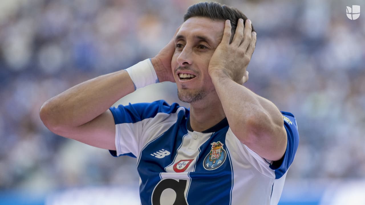 Al director deportivo de la Roma le aprueban el fichaje de Héctor Herrera