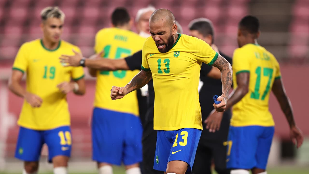 Dani Alves afirma que el Tri fue un rival muy duro: "Viva México, cab..."