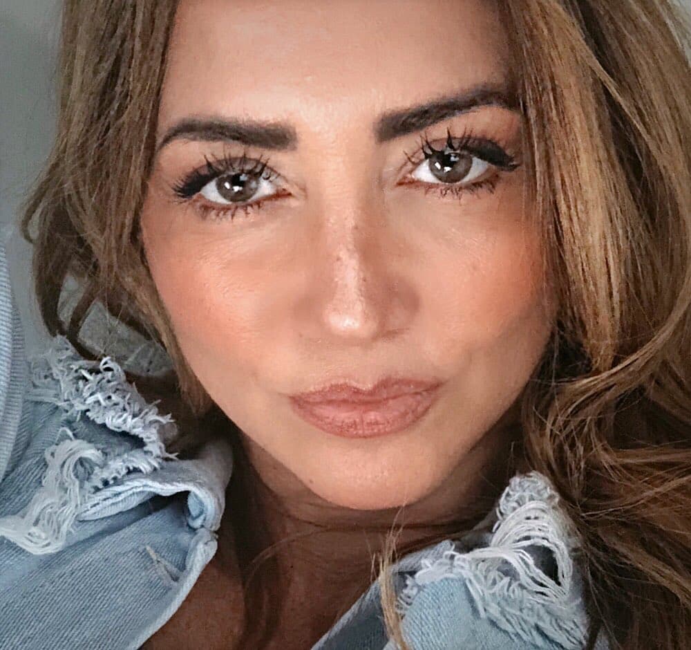 El rumor de que Legarreta supuestamente fue la causante de la salida de Mancera se intensificó porque días antes del anuncio Andrea y Mauricio tuvieron una acalorada discusión sobre su estatura.