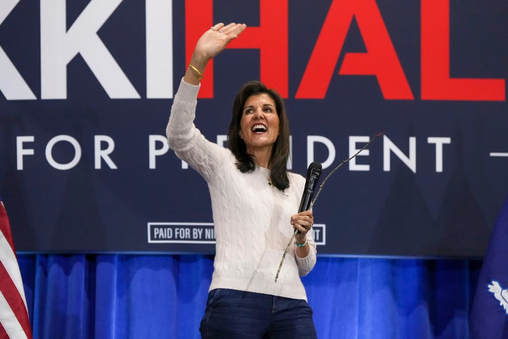"No me voy a ir": Nikki Haley asegura que aunque pierda Carolina del Sur seguirá en campaña