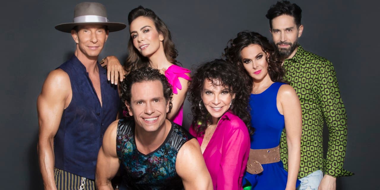 Pero sin lugar a dudas la gran sorpresa la dará la banda Timbiriche, quienes por primera vez en su historia darán un giro a su estilo 'popero' y cantarán a ritmo de banda con El Recodo.
