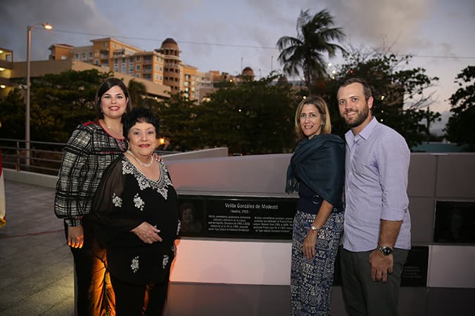 La exlegisladora y senadora dejó un gran legado para Puerto Rico y Latinoamerica. Aquí revivimos algunos de sus logros, en fotos.