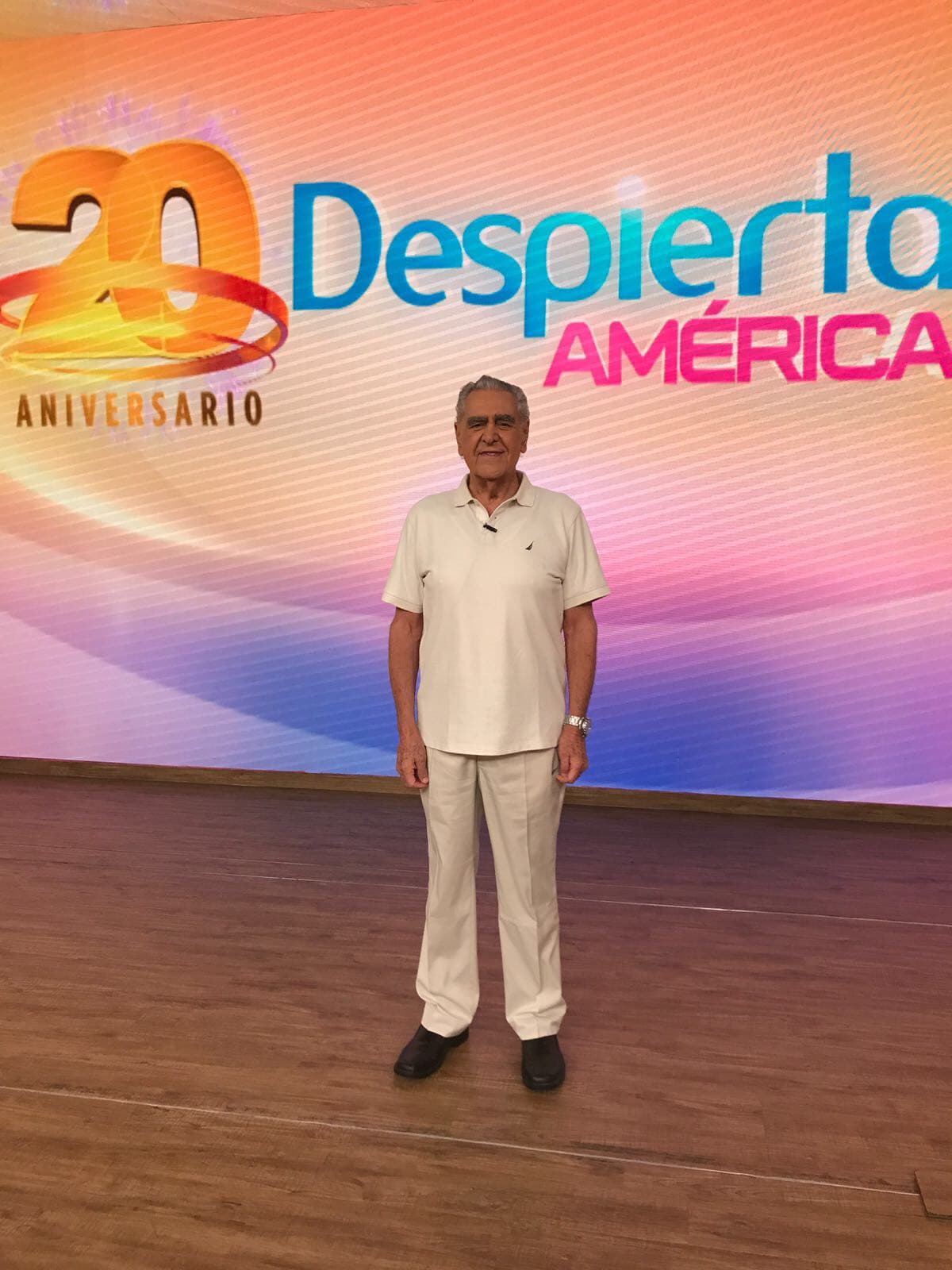 Don Eric del Castillo llegó con muy buenas noticias para todos los jóvenes que deseen seguir sus pasos.