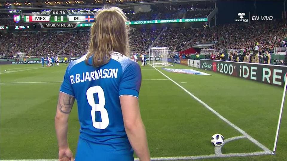 Tiro de esquina para Mexico