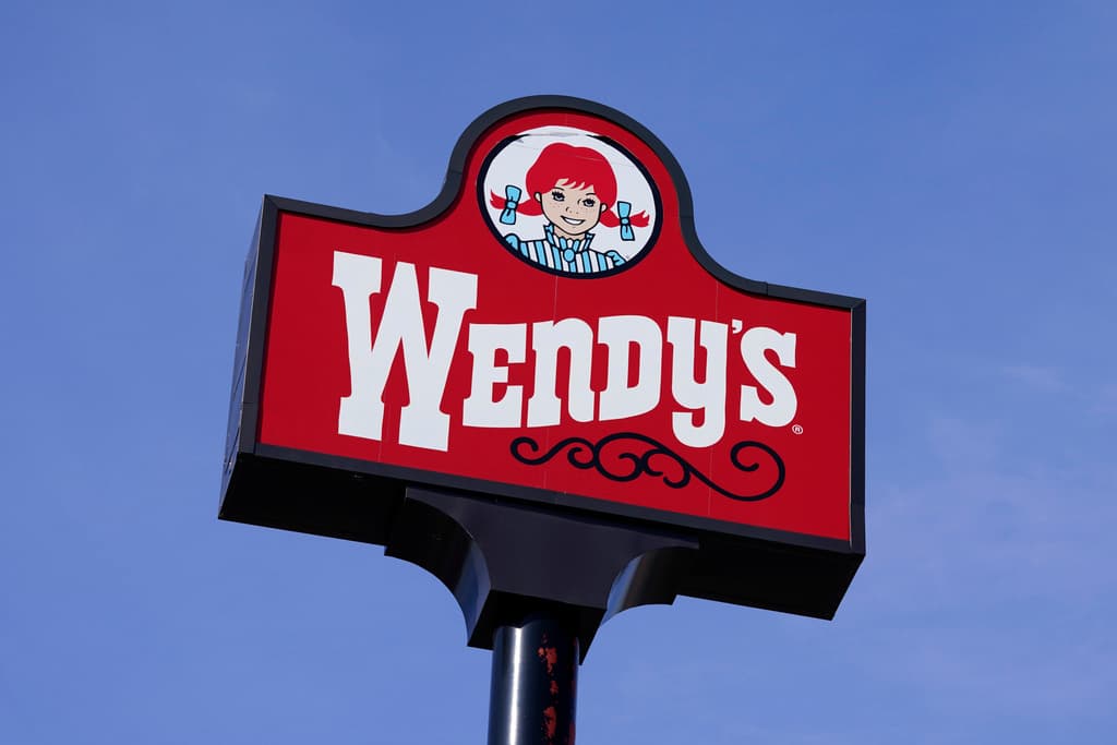 La respuesta de Wendy's a la polémica sobre sus "precios dinámicos"