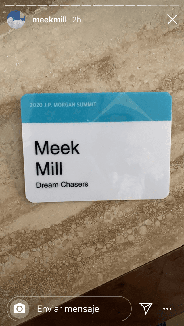 De hecho, al mediodía de este viernes el propio Mill 
<b><a href="https://www.instagram.com/meekmill/" target="_blank">publicó en Instagram</a></b> una foto de la credencial del evento con su nombre impreso. 
<br>