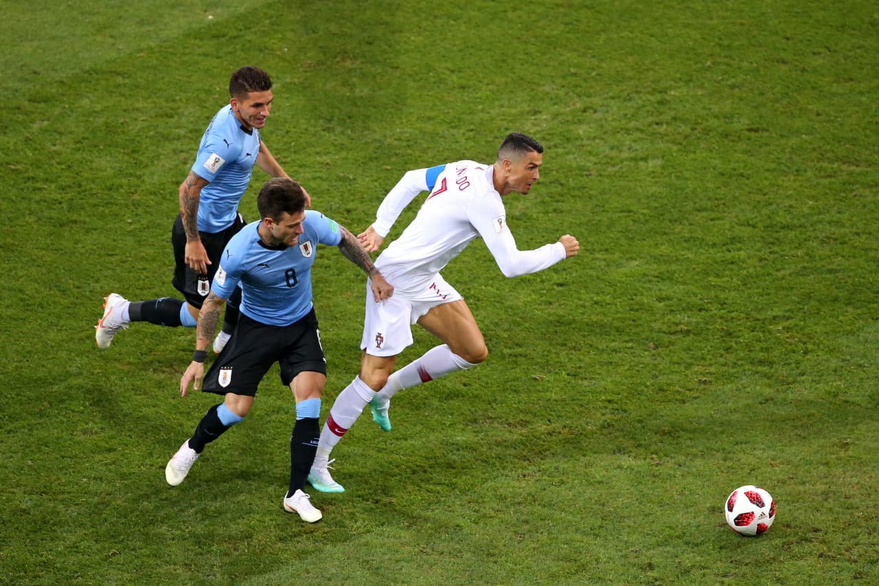 La clave del juego de Nández es ponerlo junto a un medio de condiciones más defensivas, como Lucas Torreira.