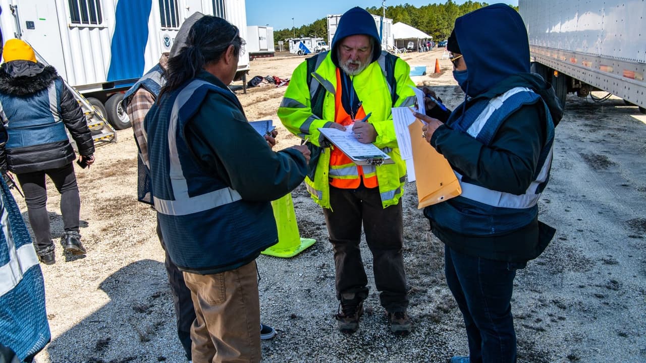 Empleo en FEMA: 600 trabajos en Florida para labores de recuperación tras huracanes