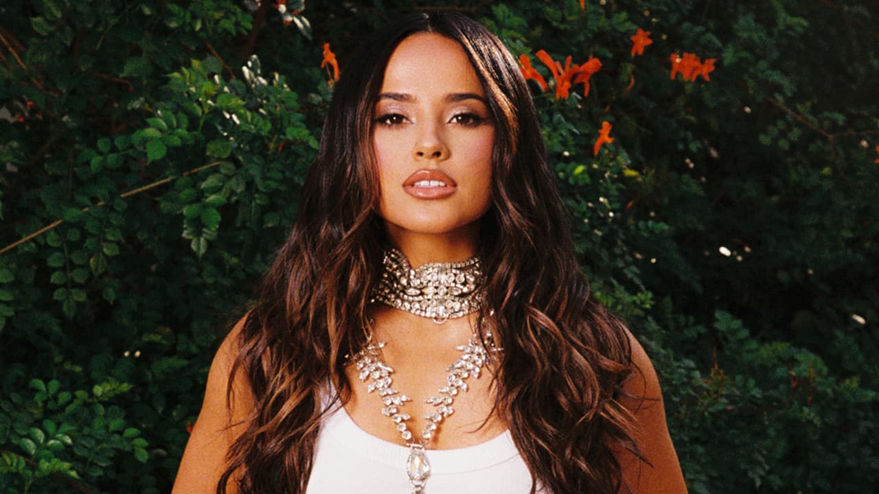 Becky G es una de las artistas más nominadas a Premios Juventud 2024