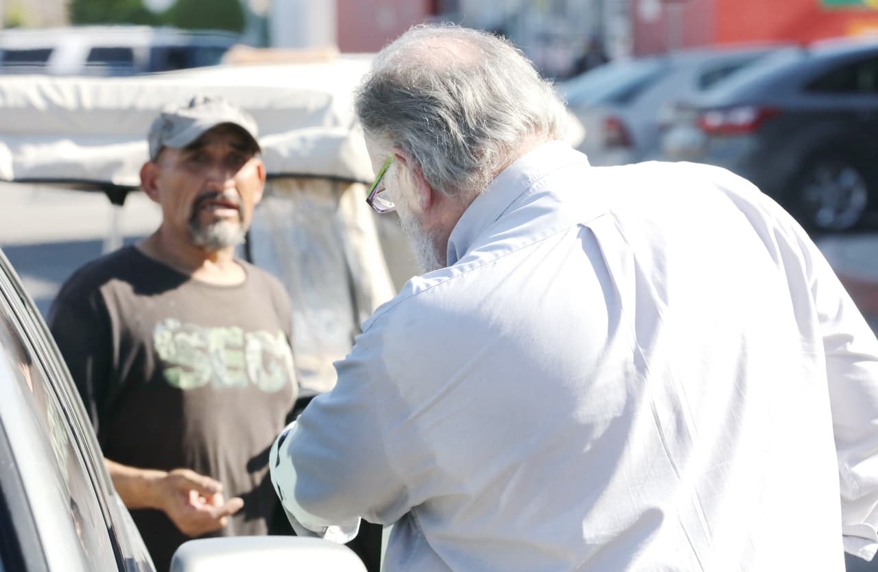 Los mensajes dejaron en evidencia que los Sussex
<b> <a href="https://www.univision.com/entretenimiento/realeza/meghan-y-harry-viajaran-a-mexico-para-que-el-principe-conozca-al-fin-a-su-suegro" target="_blank">sí se llegaron a preocupar</a></b> por él, algo que el padre de la duquesa alega que no ocurrió. 
<br>