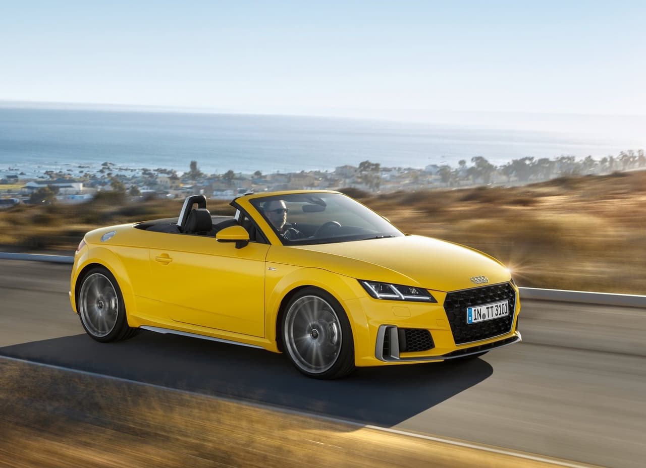 <h3 class="cms-H3-H3"><b>Deportivo</b></h3>
<br>
<br>
<b>Vehículo dominante:</b> Audi TT
<br>
<b>Porcentaje de unidades vendidas con más de 150k millas:</b> 4.1%
<br>
<b>Comparado con el promedio del segmento:</b> 2.7x
<br>
<br>El Audi TT es elogiado por su rendimiento y economía de combustible, lo que puede alentar a los conductores a menternerlo en la carretera durante más tiempo.
<br>
<br>Nota: Estadísticas calculadas en base a las unidades vendidas con más de 150,000 millas.
<br>