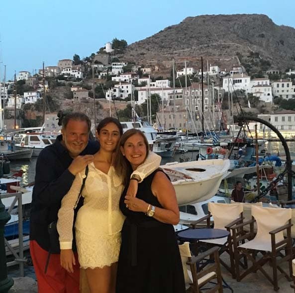 La familia se divirtió en la isla de Hydra, en Grecia.