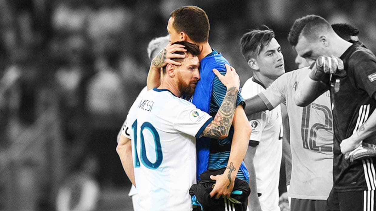 Agustín Marchesín y su consuelo para Lionel Messi