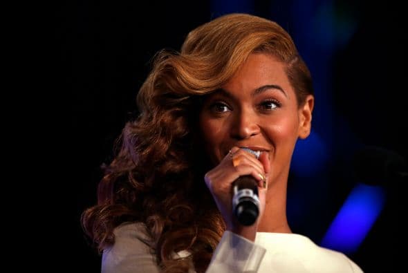 Beyoncé (Houston) ganó el galardón en las categorías: Mejor Presentación de R&B, Mejor Canción de R&B y Mejor Álbum de Sonido Surround.