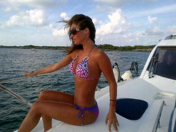 Anahí de vez en cuando disfruta de la playa y de tomarse fotos para sus seguidores.