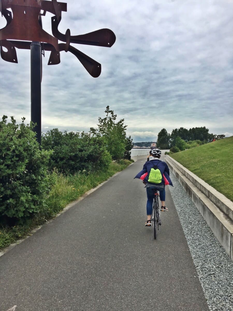 Esta ciclista demostrará las ventajas de combinar tren y bicicleta en EEUU