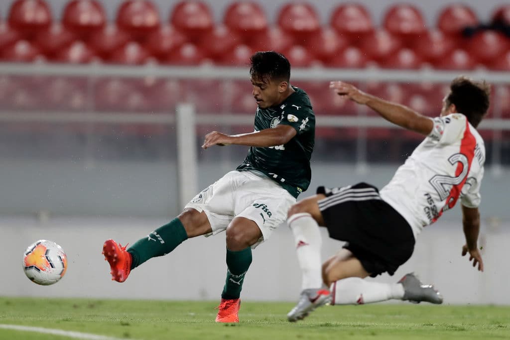 Con goles de Rony, Luiz Adriano y Matías Viñas, Palmeiras golea 0-3 a River y saborean la final de la Copa Libertadores.