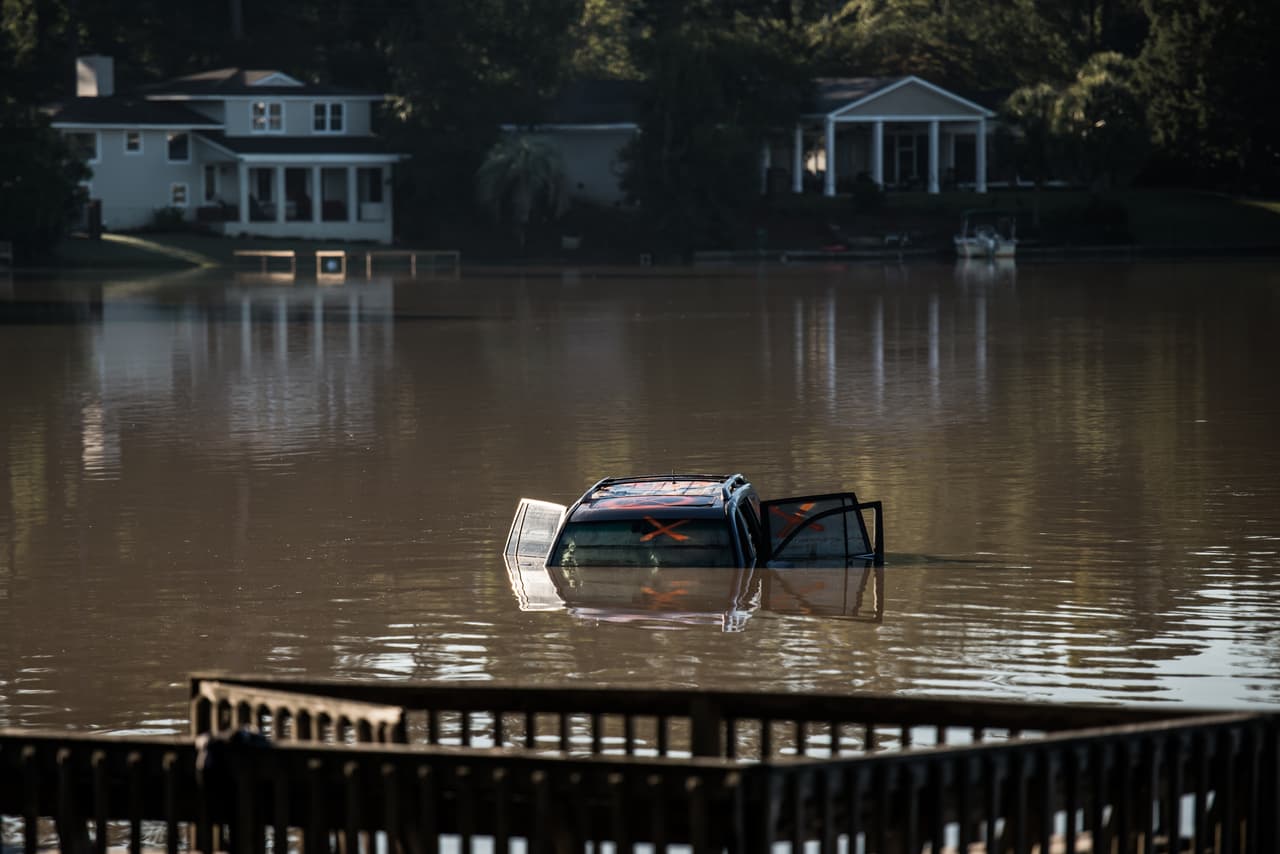 Suben a 17 las muertes en sureste de EEUU por persistentes inundaciones
