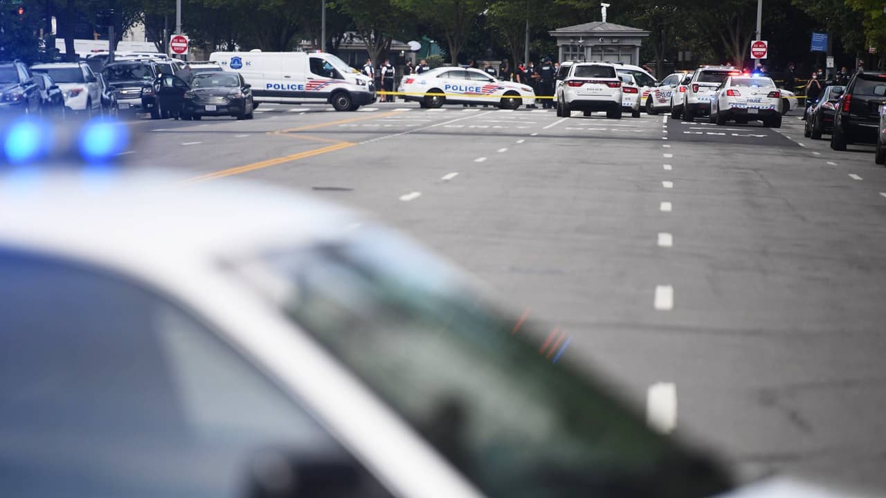 Hallan el cuerpo de un hombre en un auto estacionado en la guardería Happy Kids Learning Center en DC